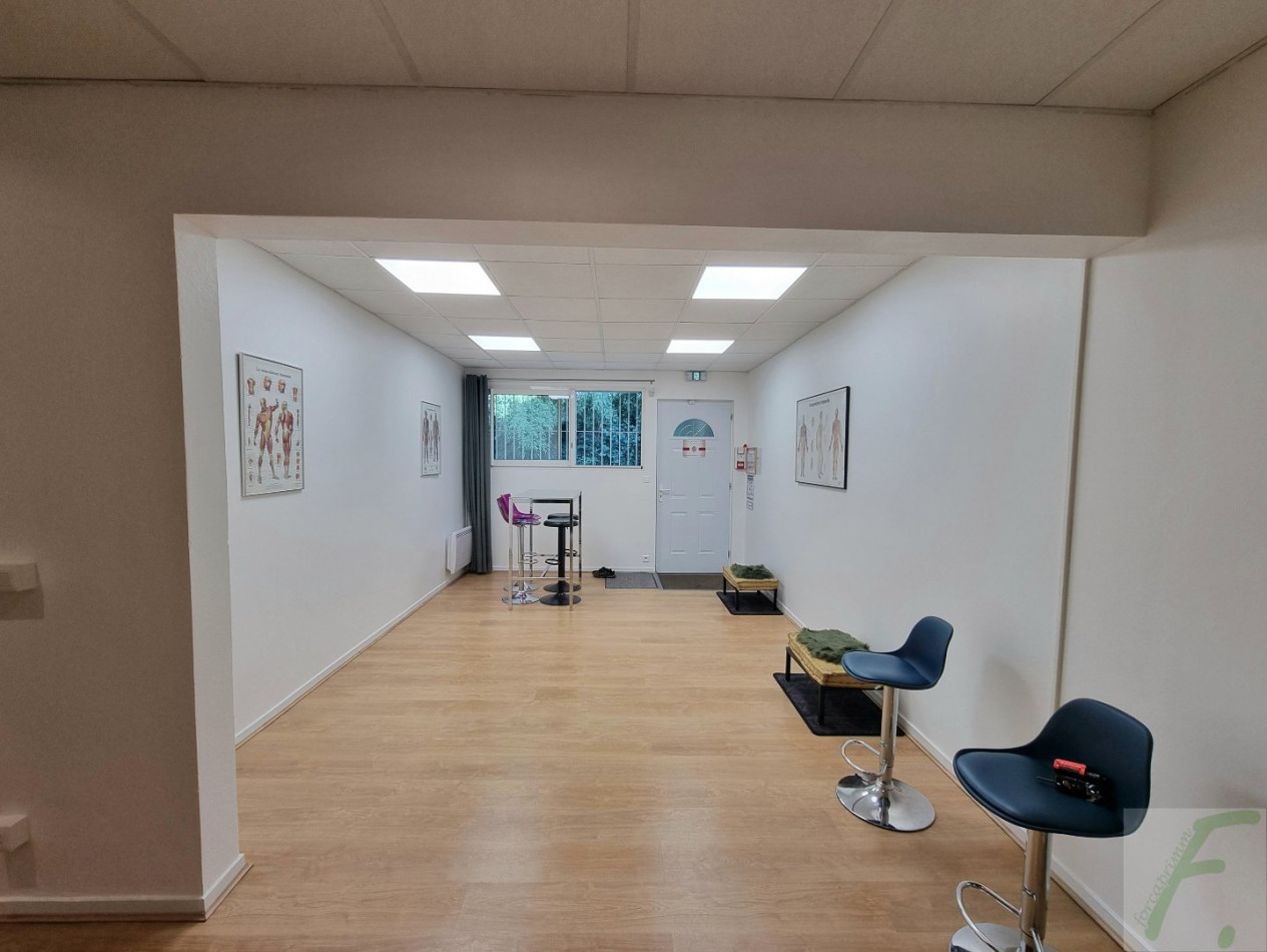 à vendre Bureau Le Bourget Du Lac - Photo 2