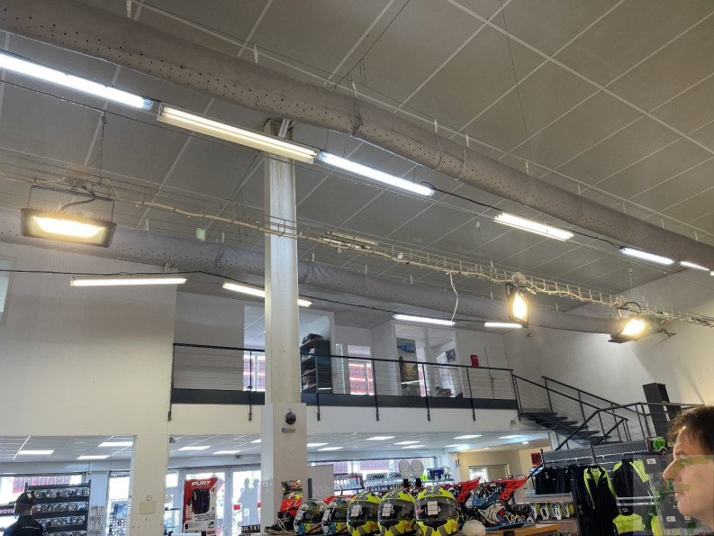 vente Local commercial Grenoble - Photo 7