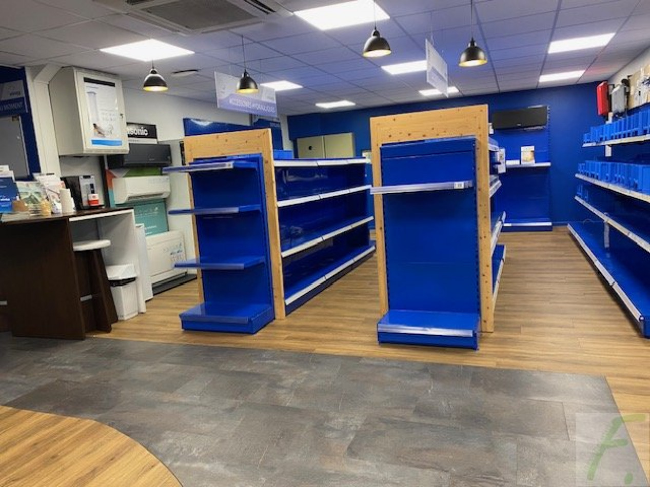 à vendre Locaux d'activité Alby Sur Cheran - Photo 1