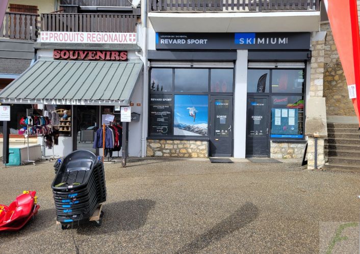 à vendre Local commercial Les Deserts