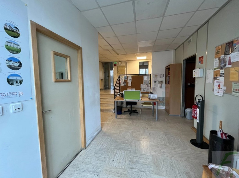 location Local commercial Grenoble - Photo 2