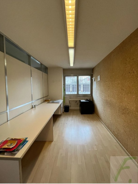 location Local commercial Grenoble - Photo 4