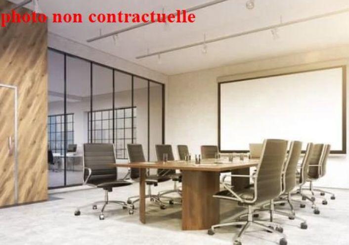 à louer Bureau Challes Les Eaux