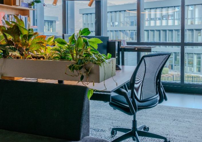 à louer Bureau Challes Les Eaux