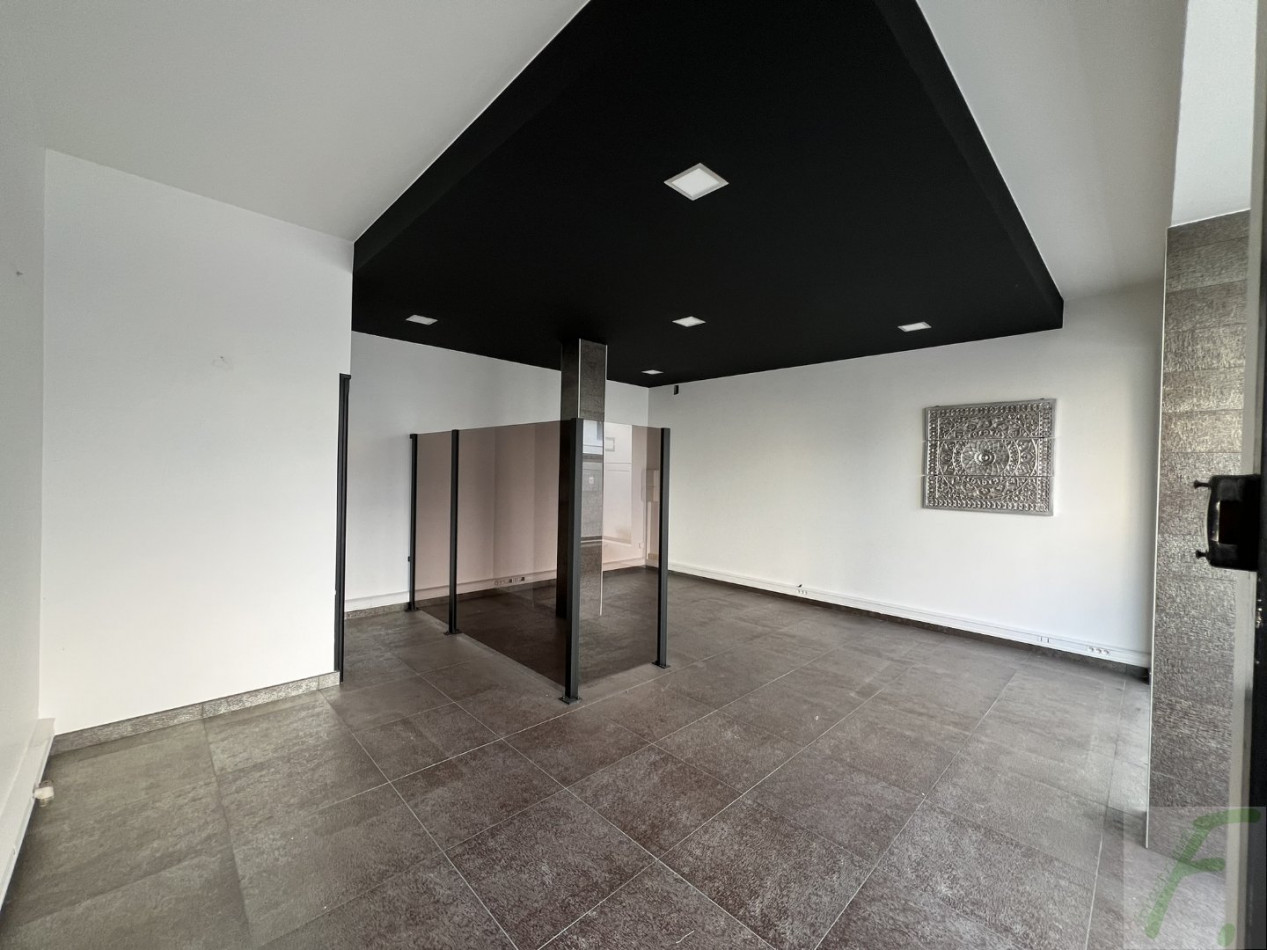 à vendre Local commercial Annecy - Photo 2