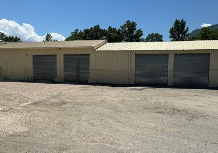 à louer Bâtiment Saint Vincent De Mercuze