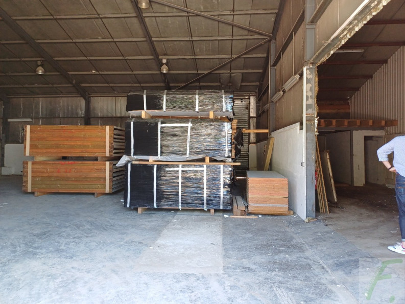 location Bâtiment Saint Vincent De Mercuze - Photo 3