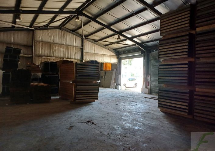 à louer Bâtiment Saint Vincent De Mercuze