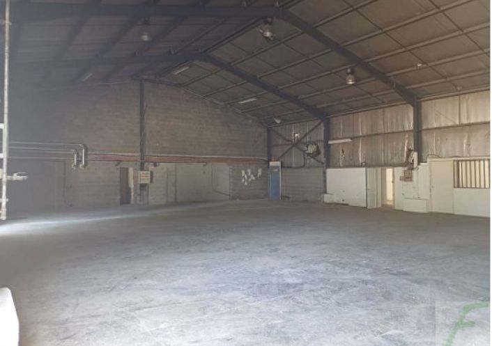 à louer Bâtiment Saint Vincent De Mercuze