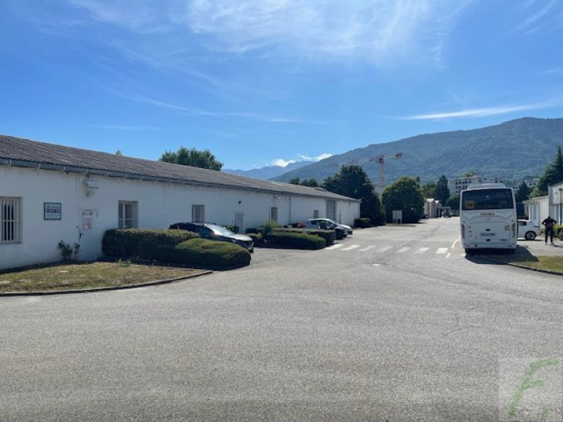 location Locaux d'activité Pontcharra - Photo 4