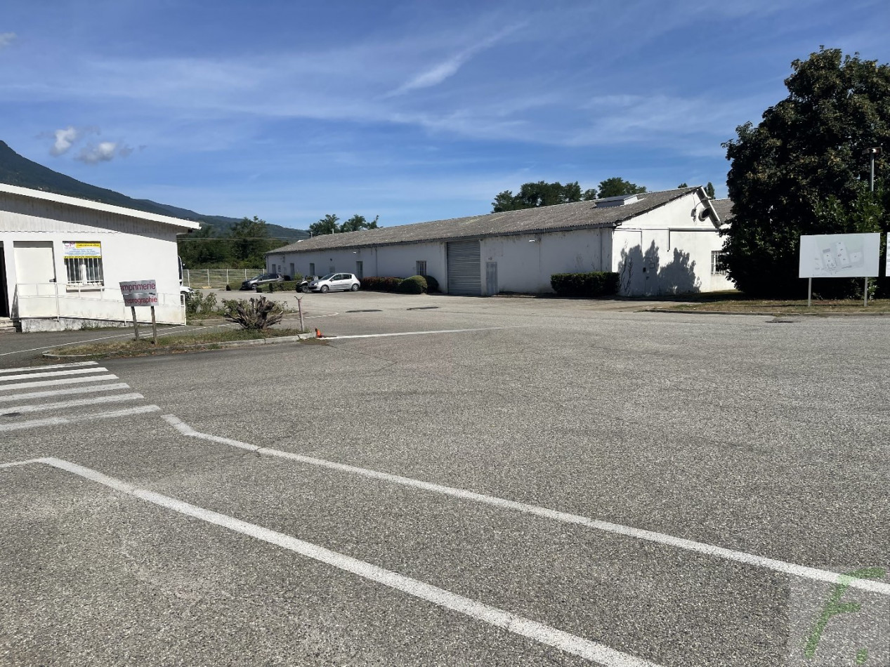 à louer Locaux d'activité Pontcharra - Photo 5