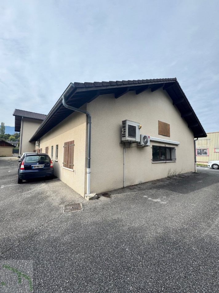 à louer Locaux d'activité Viviers Du Lac - Photo 10