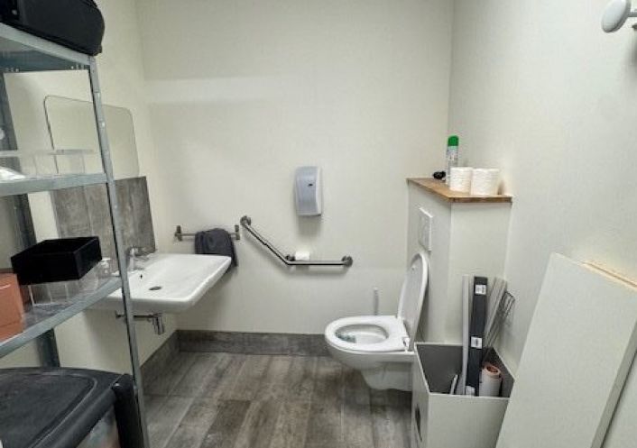 à vendre Local commercial Aix Les Bains