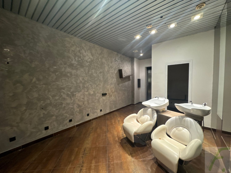 vente Local commercial Chambery - Photo 6