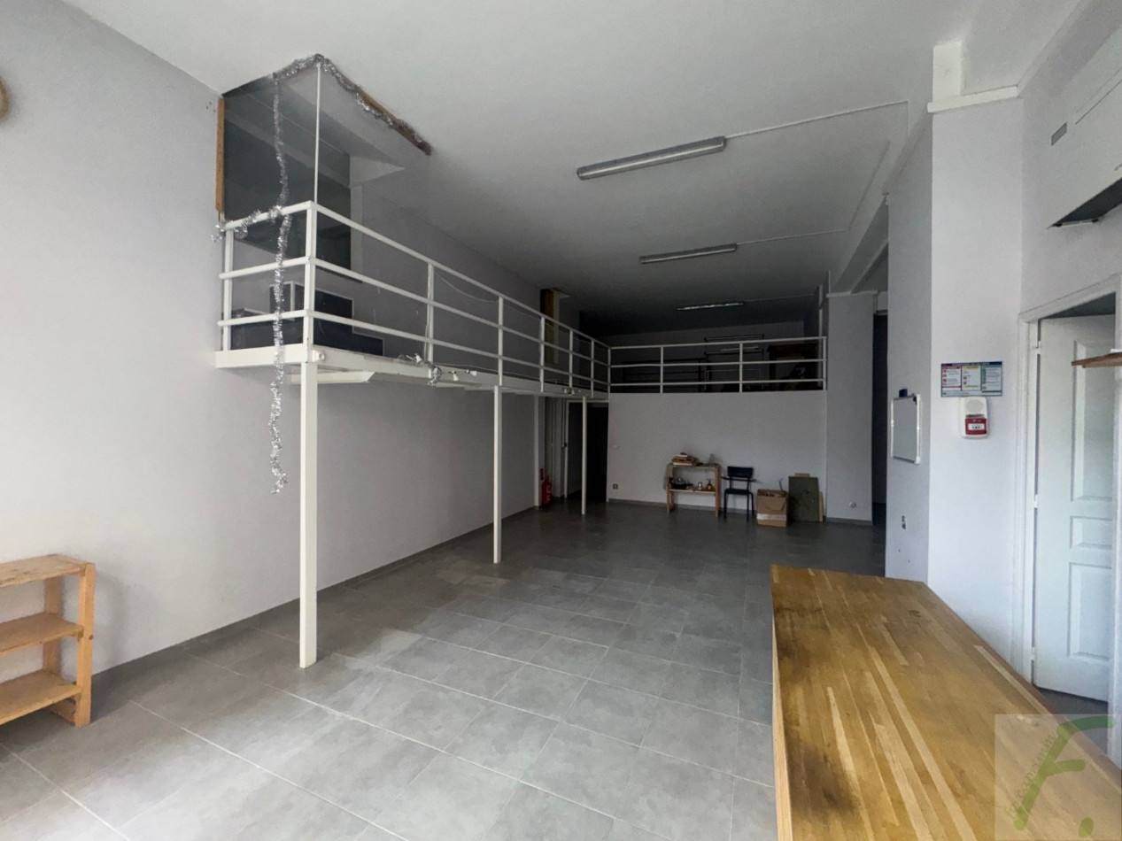 à louer Local commercial Aix Les Bains - Photo 3