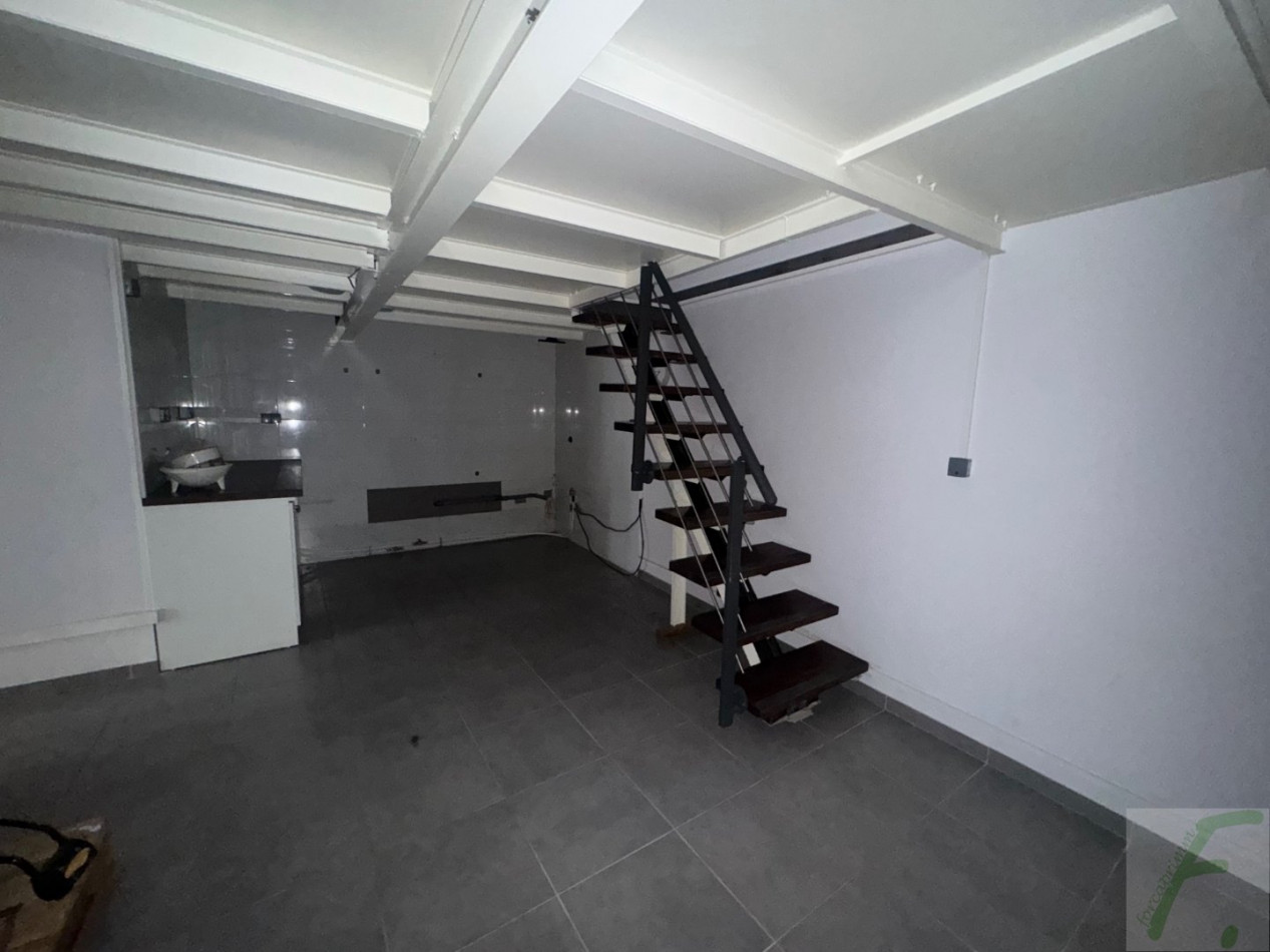 à louer Local commercial Aix Les Bains - Photo 7