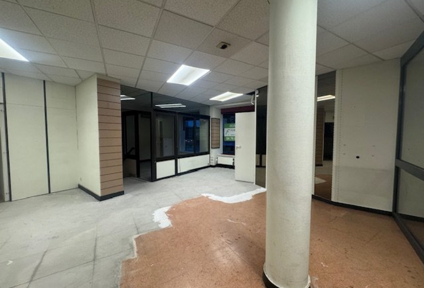 vente Local commercial Chambery - Photo 3