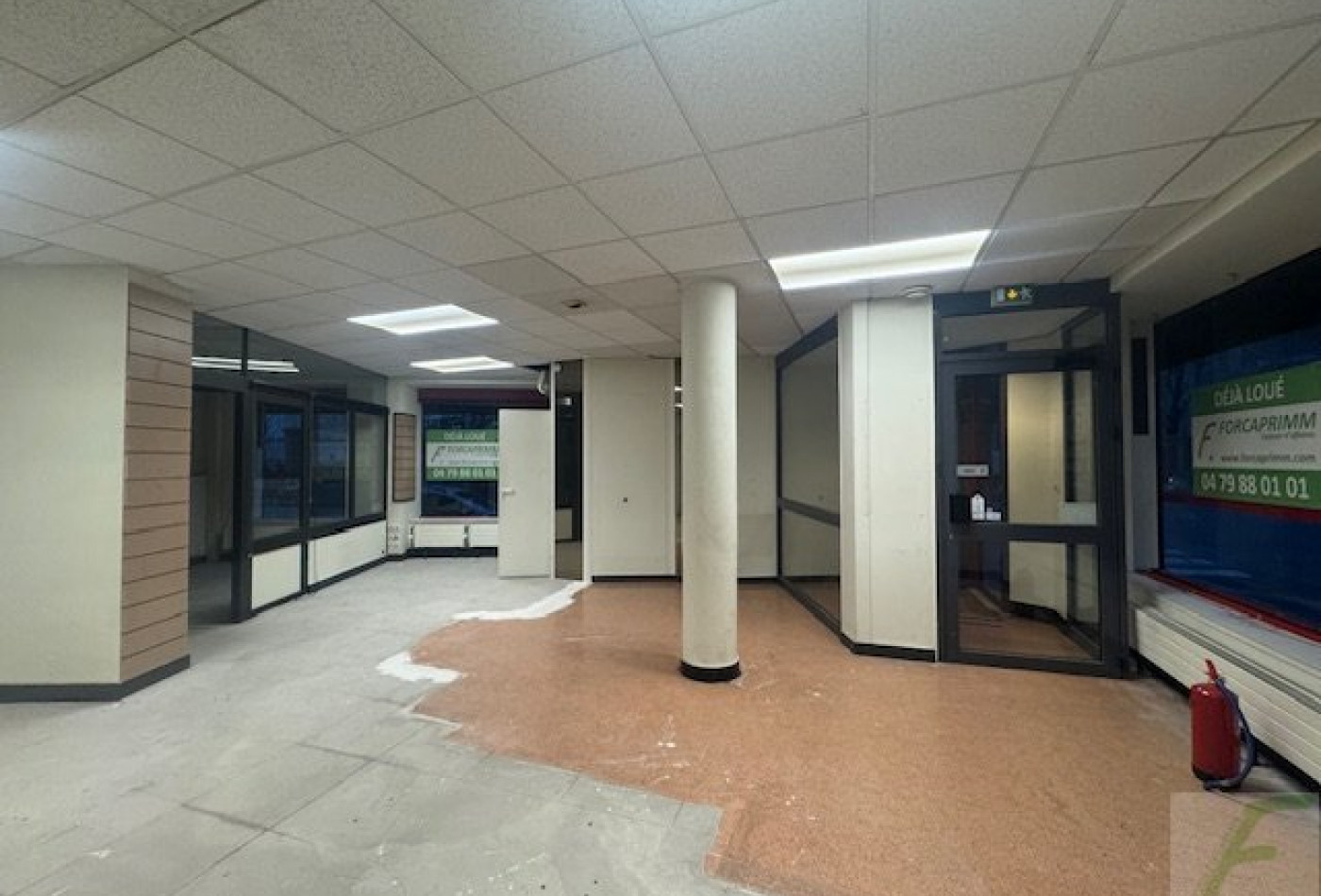 vente Local commercial Chambery - Photo 1