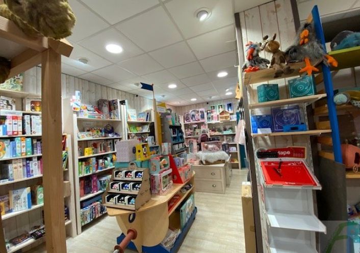 à vendre Cadeaux décoration loisirs créatifs Annecy