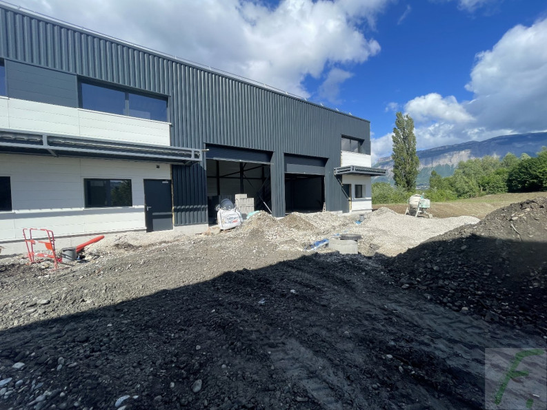location Entrepots et bureaux Domene - Photo 8