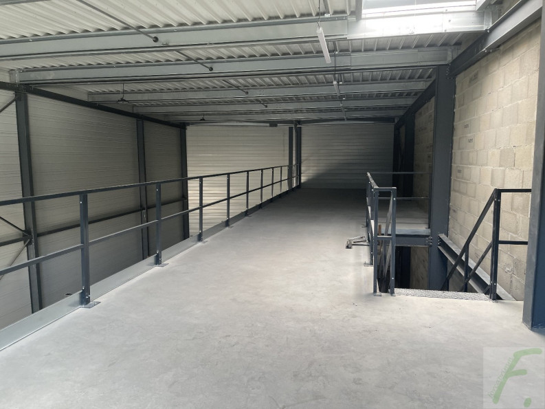 location Entrepots et bureaux Domene - Photo 4