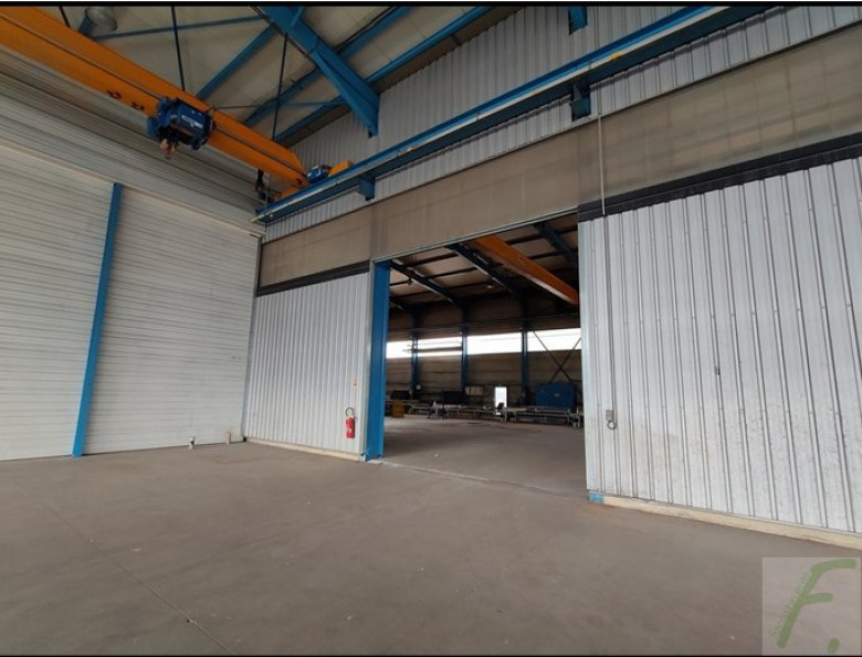 location Local industriel Montmelian - Photo 8