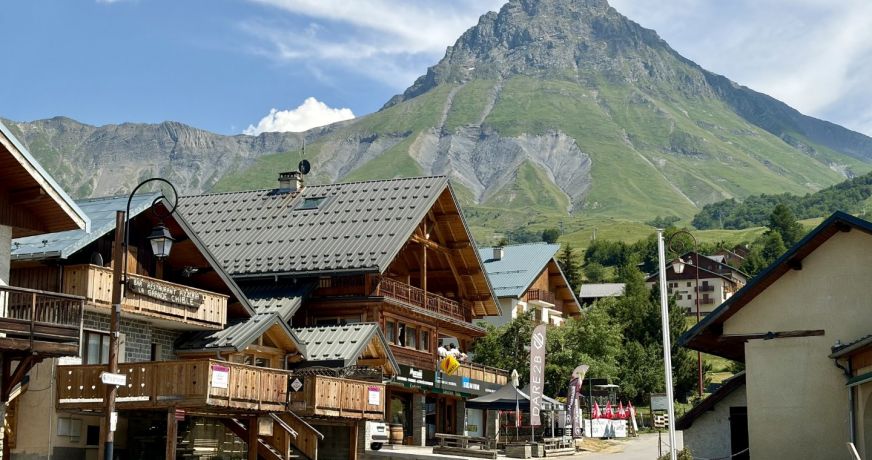 vente Bâtiment Albiez Montrond