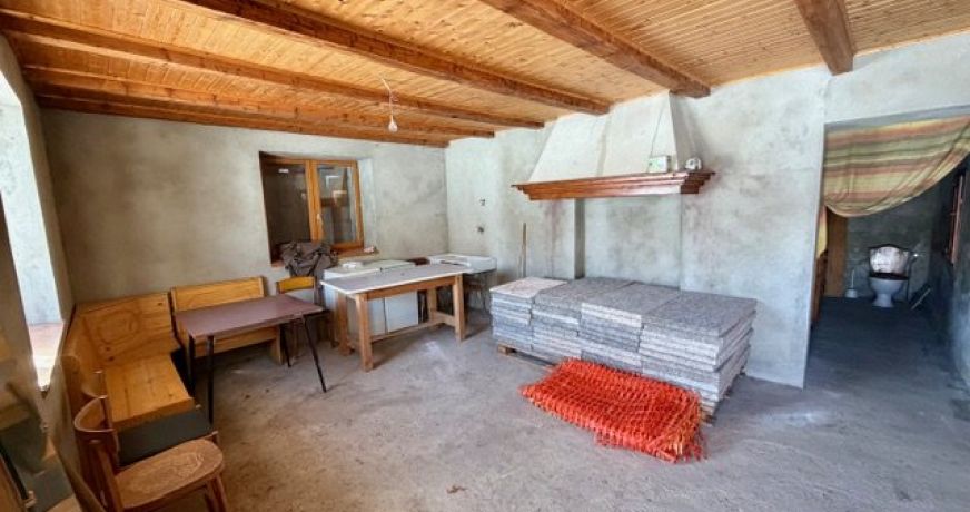 vente Ensemble immobilier Albiez Montrond