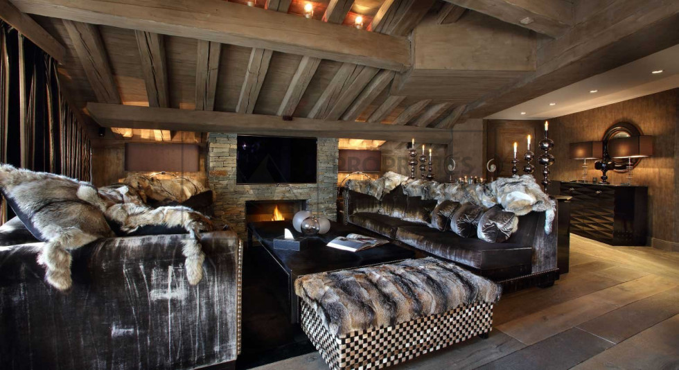 en location saisonnière Chalet Courchevel - Photo 3