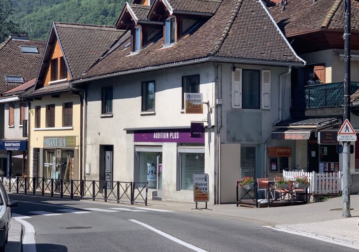 à vendre Local commercial Veyrier Du Lac