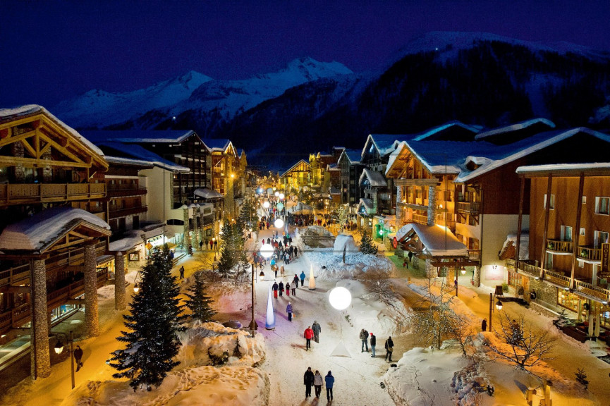 for sale Chalet Val D'isere - Photo 2