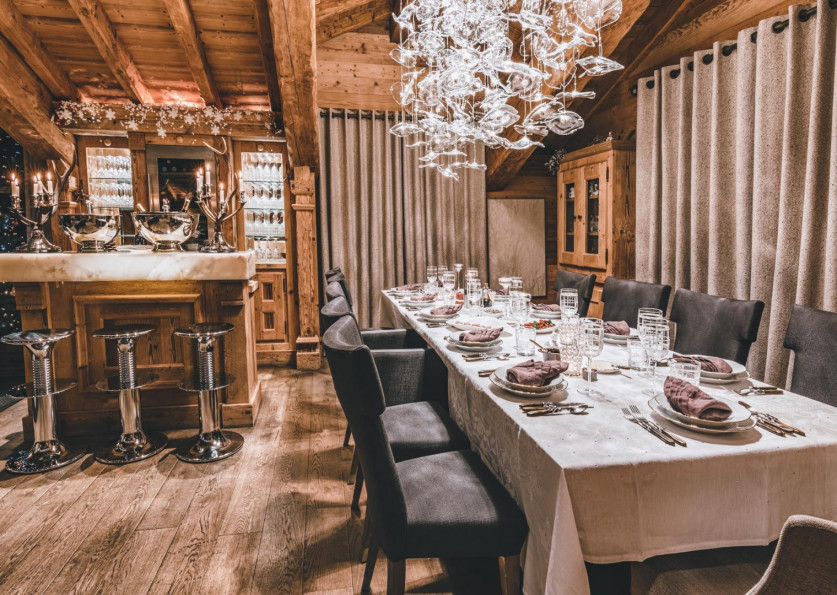 en location saisonnière Chalet Courchevel - Photo 5