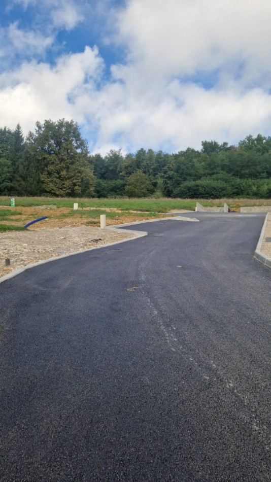 à vendre Terrain constructible Neuville Sur Ain - Photo 1