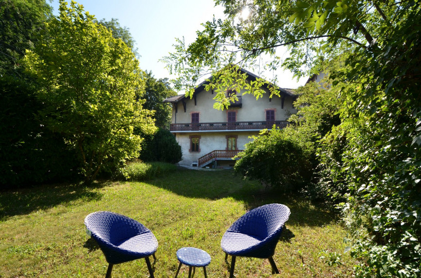 à vendre Appartement en rez de jardin Menthon Saint Bernard - Photo 1