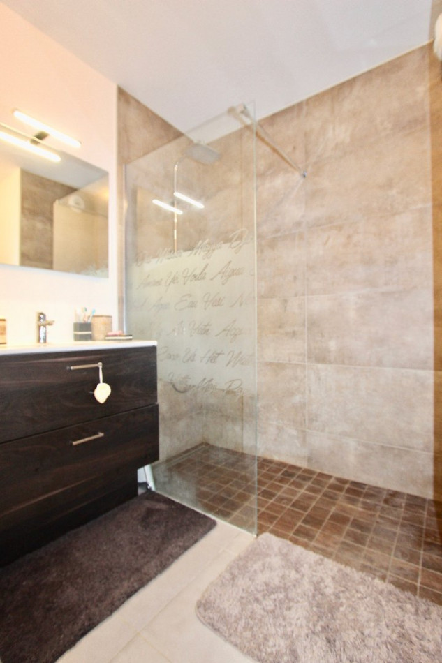 vente Appartement Saint Martin Bellevue - Photo 8