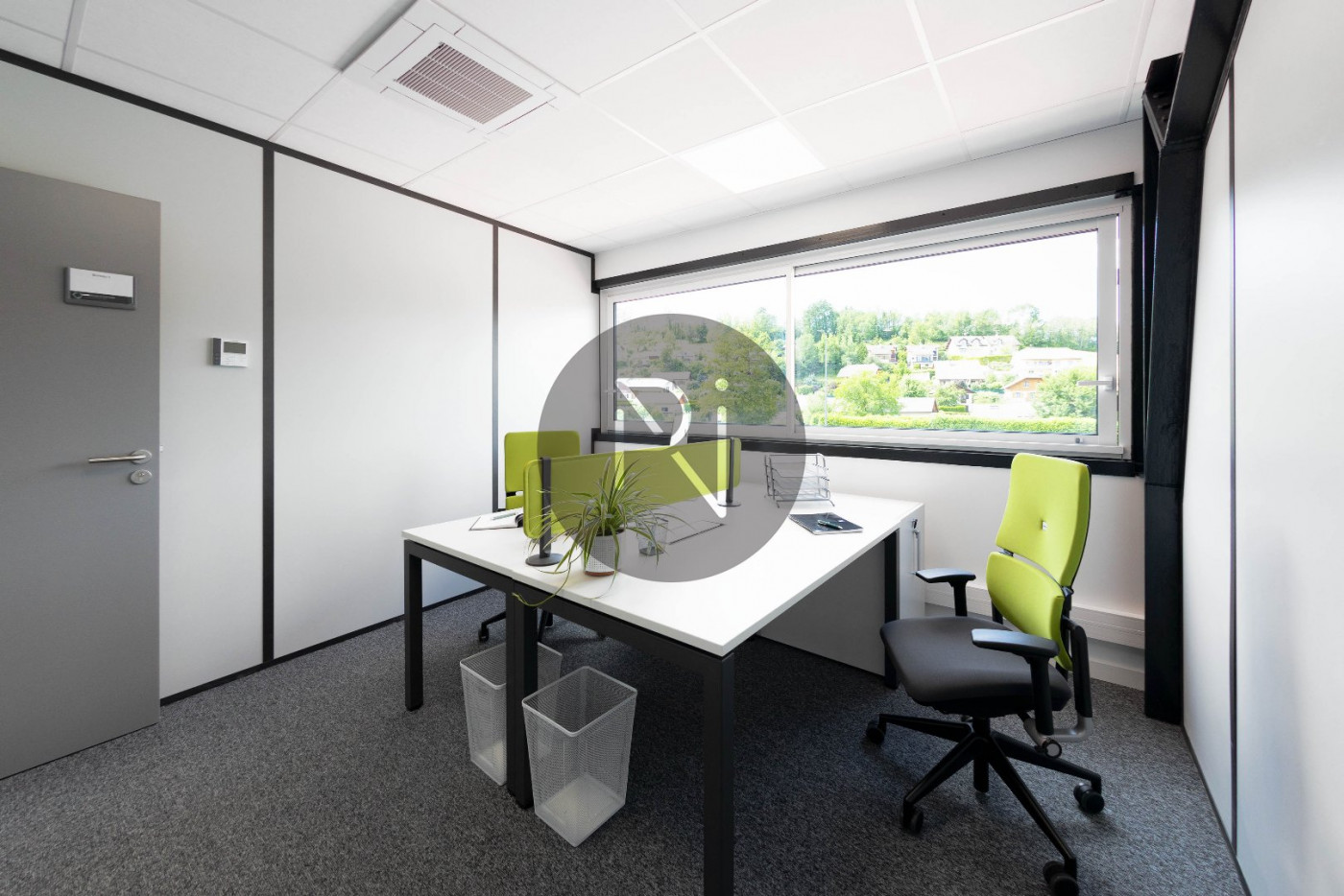 sale Atelier Annecy - Photo 2