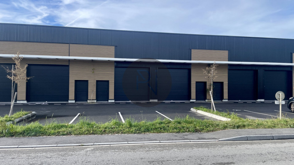 vente Entrepots et bureaux Publier - Photo 3