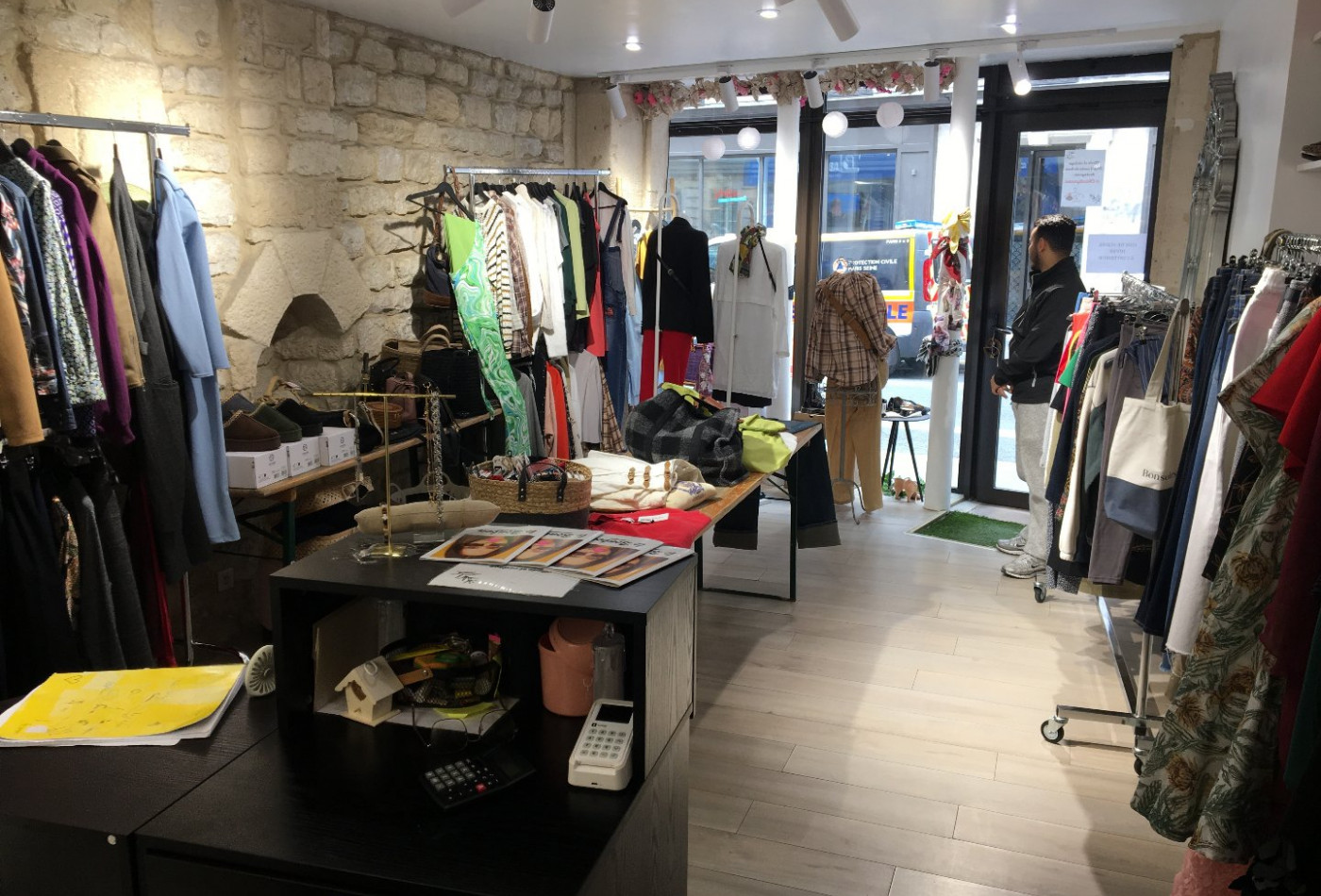 vente Local commercial Paris 9eme Arrondissement - Photo 3