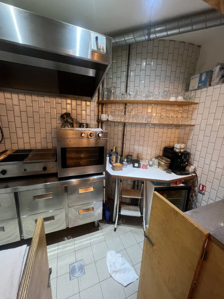 location Local commercial Paris 18eme Arrondissement - Photo 6