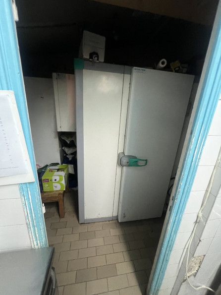 location Local commercial Paris 18eme Arrondissement - Photo 10