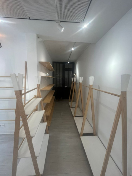 location Local commercial Paris 4eme Arrondissement - Photo 5