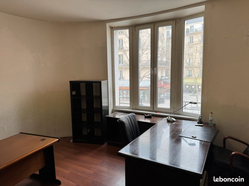 location Local commercial Paris 17eme Arrondissement - Photo 6