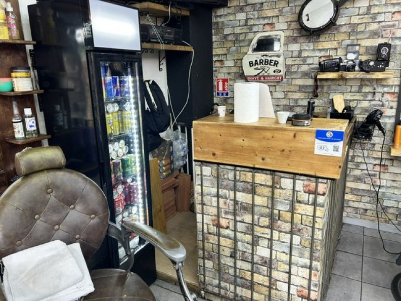 vente Salon de coiffure Paris 19eme Arrondissement - Photo 2