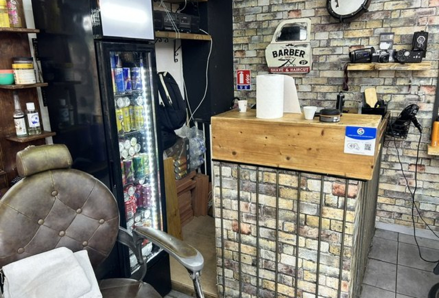 vente Salon de coiffure Paris 19eme Arrondissement - Photo 2