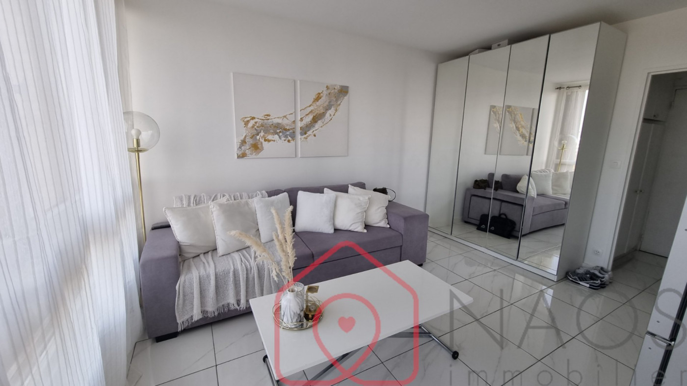 vente Studio Meudon La Foret - Photo 1