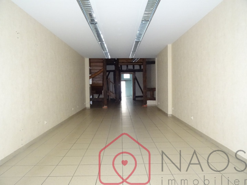 location Local commercial Aubigny Sur Nere - Photo 3