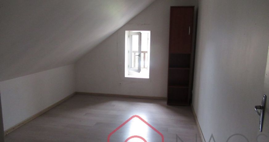 vente Maison de village Courtillers