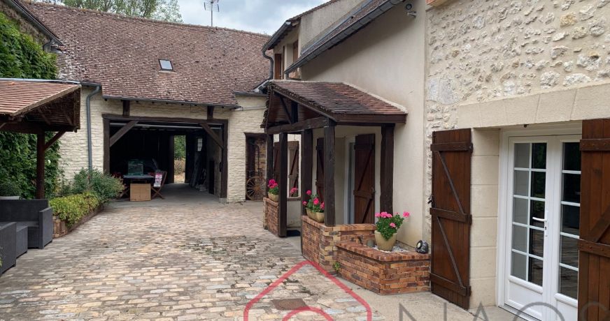 vente Longere Puiseaux