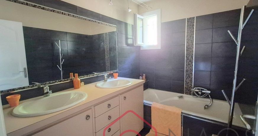 vente Villa Greoux Les Bains