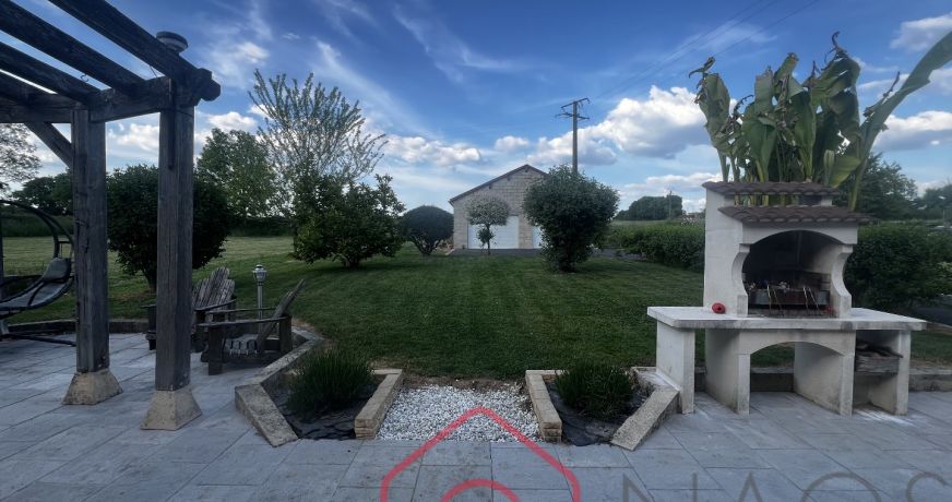 vente Maison de caractère La Neuville A Maire